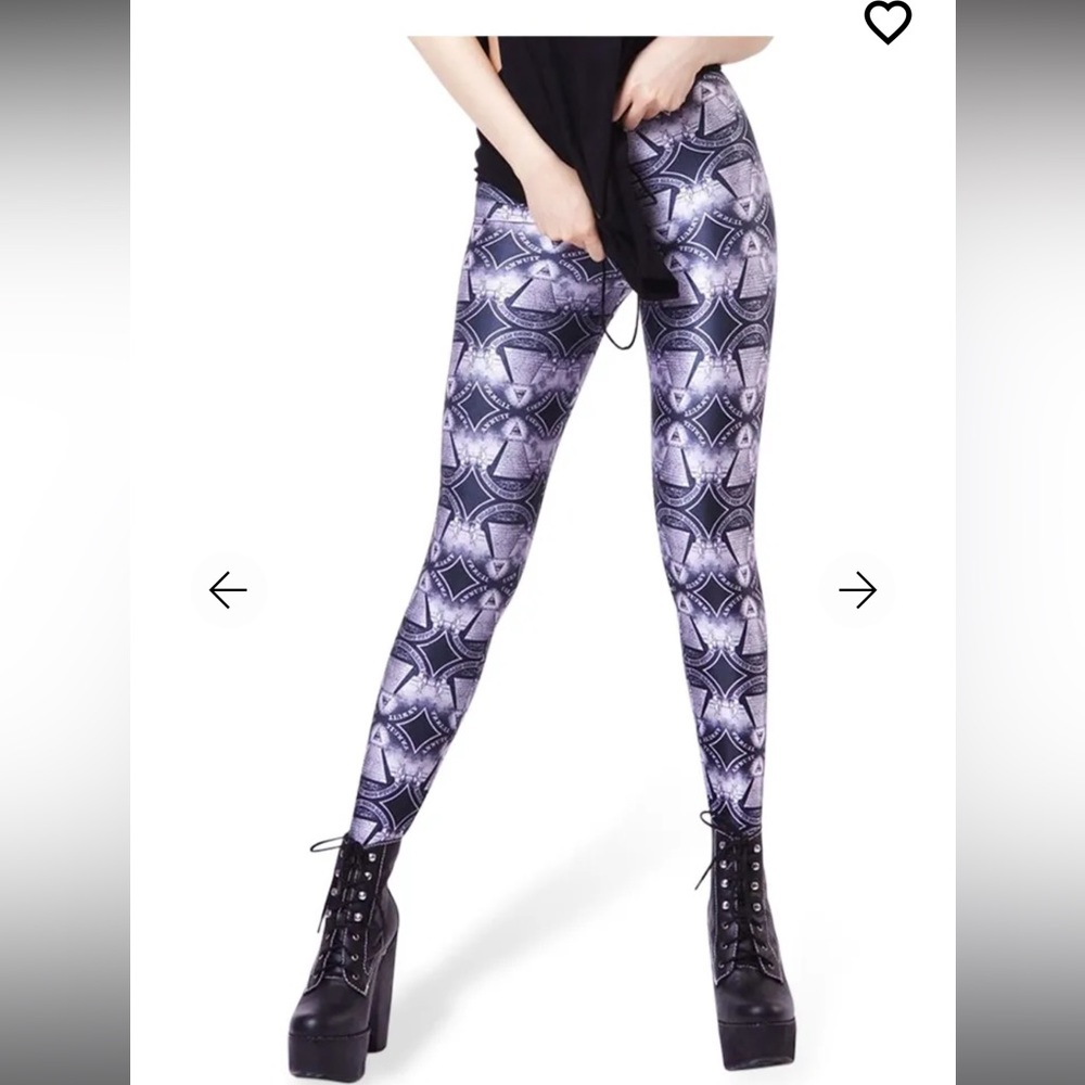 Blackmilk Clothing Illuminati Leggings Size M
